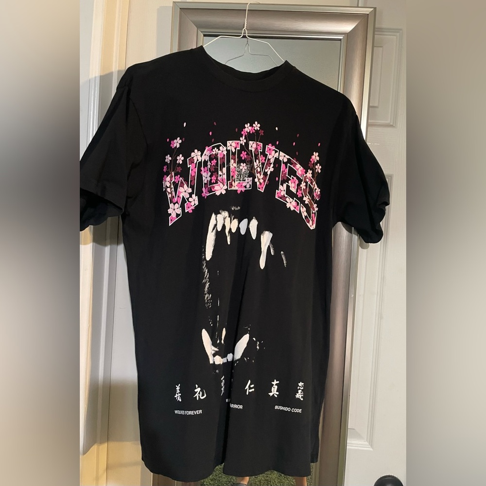 *SOLD* Darc Sport cherry blossom tee 🌸